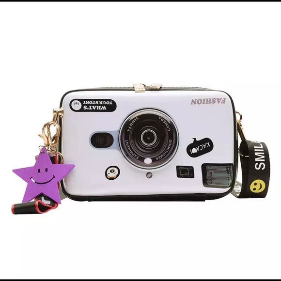 Purses - Picture 2 of 7